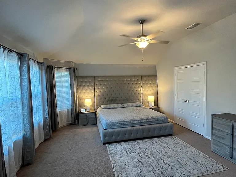 8709 Heliotrope Ln — Photo 20