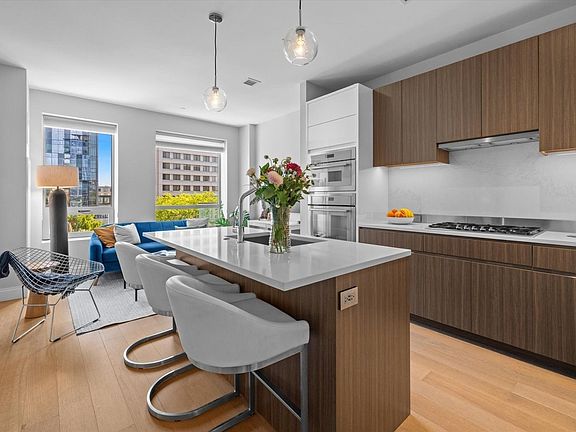 4th image of 100 Shawmut Ave #414