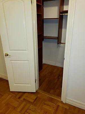Rented by Metro Garden Realty NYC | media 19