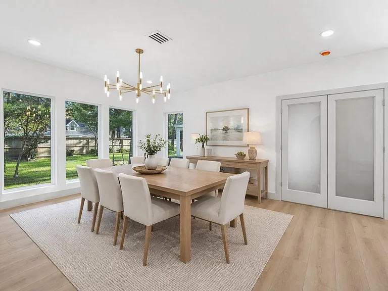 2306 Mill Lake Dr — Photo 3