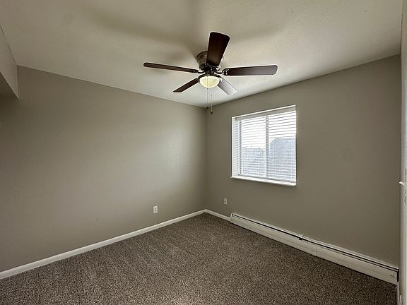 5th image of 631 N 3rd St APT 3