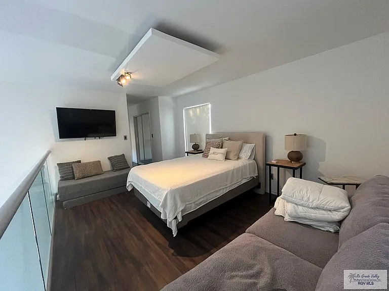 440-3 Champion St #3 — Photo 14