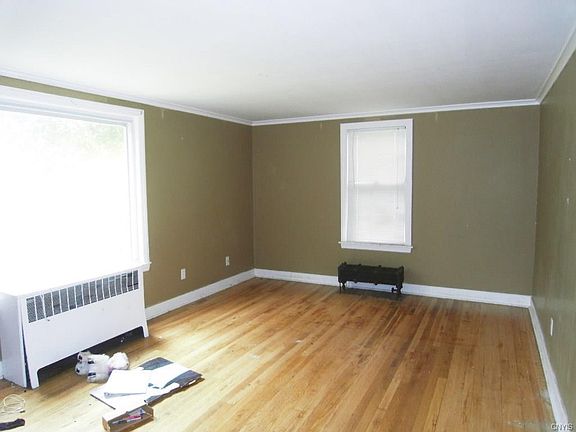 3rd image of 4771 W Seneca Tpke