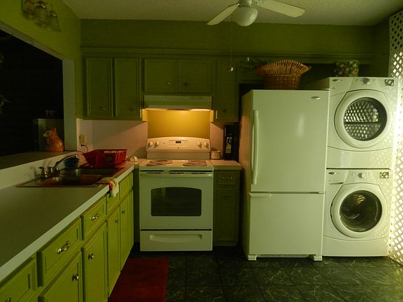 2nd image of 3026 Old Highway 77 APT 911-1