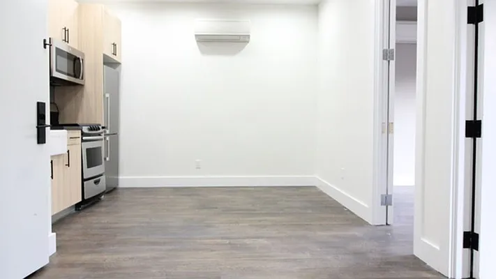 Rented by Nooklyn NYC LLC | media 30