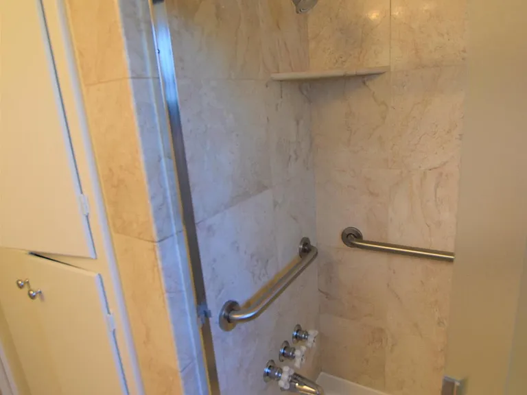 1476 Bedford Ave — Photo 7