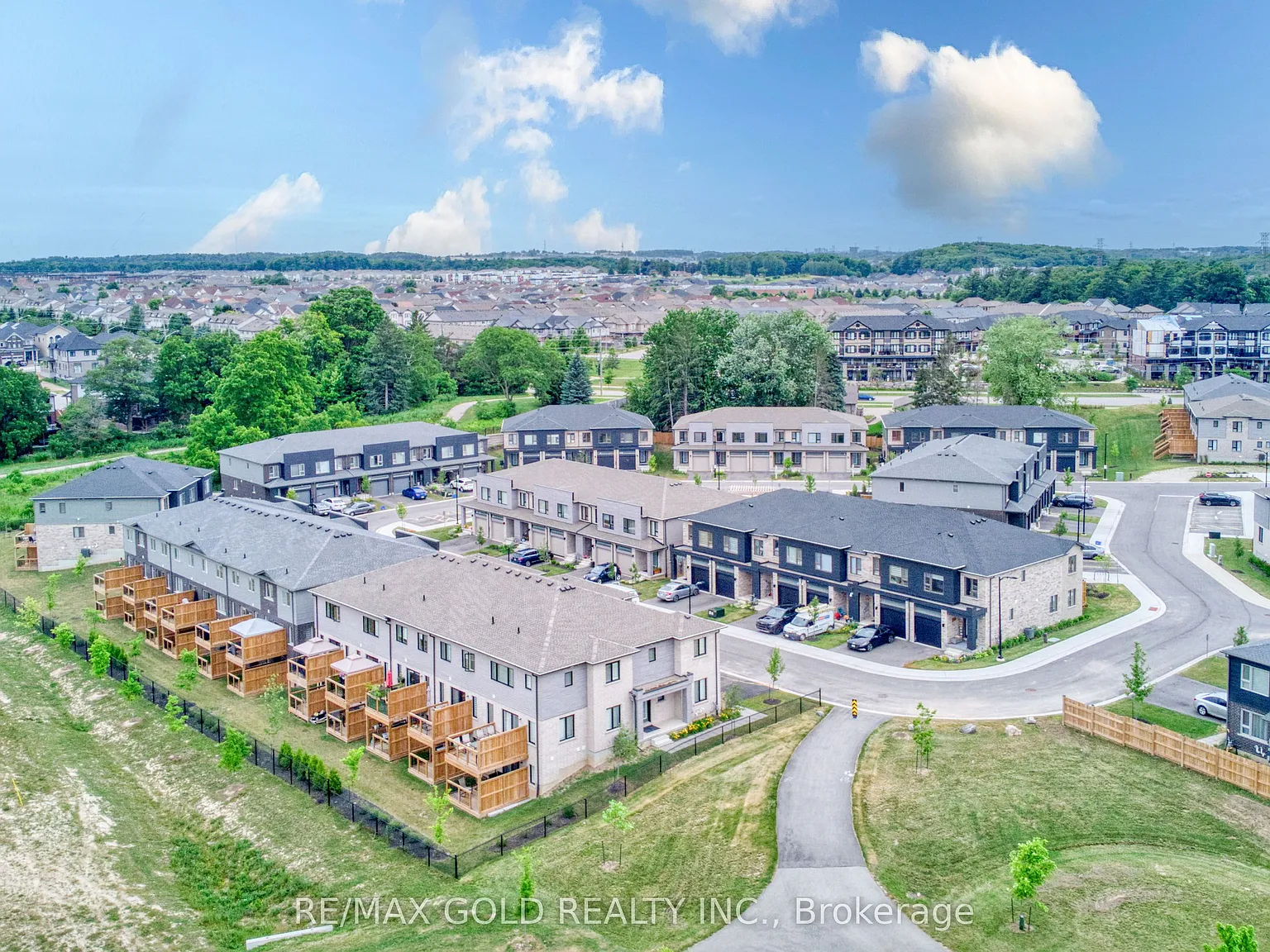 3 bed, $2,800 — Photo 1
