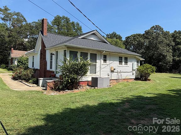 4th image of 630 Boss Moore Rd