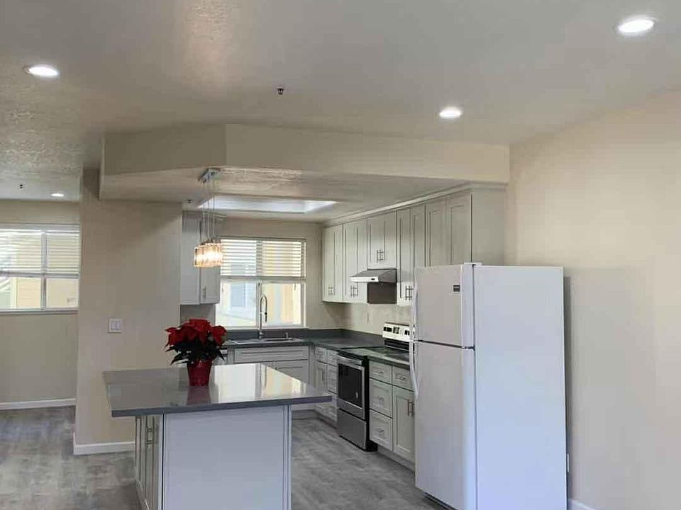 1st image of 929 E El Camino Real #214