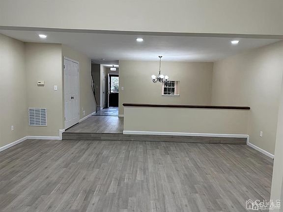 3rd image of 59 Goodwin Dr