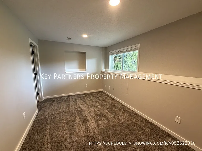 16409 W 157th Ter — Photo 22