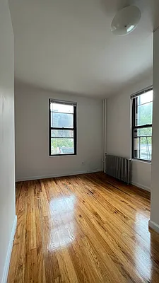 Rented by The Agency | media 4