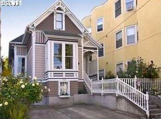 2160 NW Everett St, Portland, OR 97210