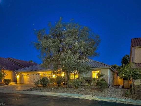 5th image of 466 Beardsley Cir #0