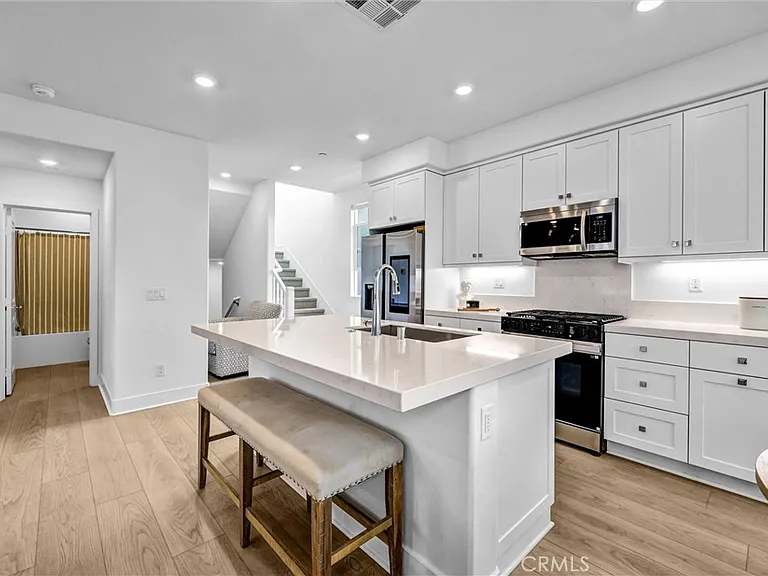 302 Fawn St — Photo 12