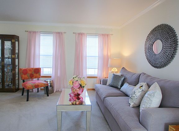 5th image of 1887 W River Oaks Dr