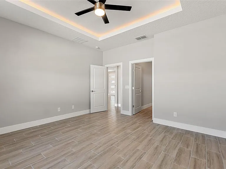 802 James Dr — Photo 20