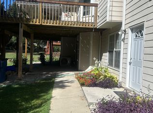465 Willowwind Dr, Loganville, GA 30052