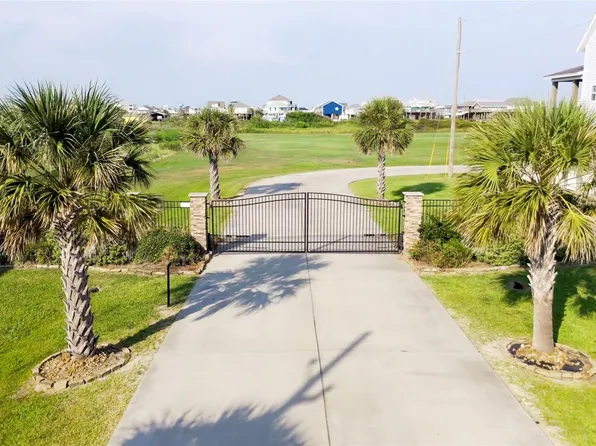 1217 Crystal Dunes Way, Crystal Beach, TX 77650