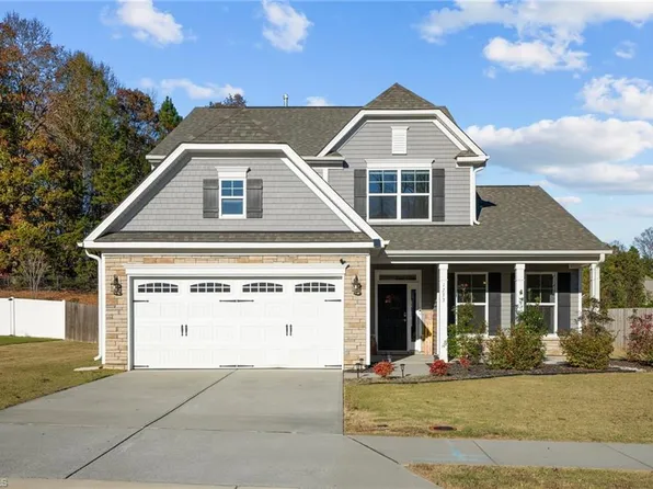 1233 Royal Coach Trl, Kernersville, NC 27284