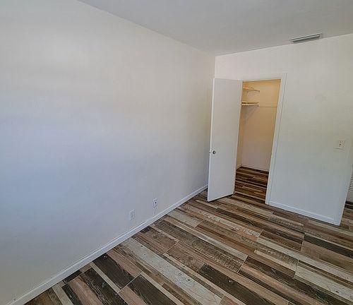 4th image of 1821 N 17th Ct