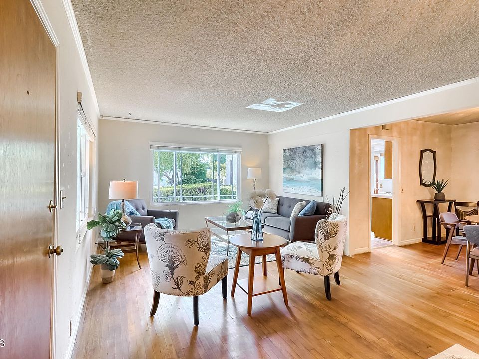 1st image of 2543 Prospect Ave