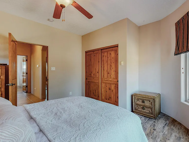 3106 Octavia Ct NE — Photo 43