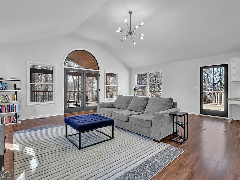 3474 Hildon Cir — Photo 40