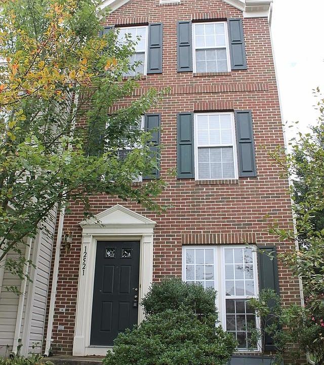 Exterior (Front)