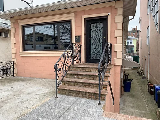 Rented by Bedford Brownstone Realty | media 1