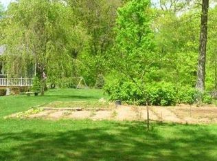 63 New Milford Rd W, Bridgewater, CT 06752