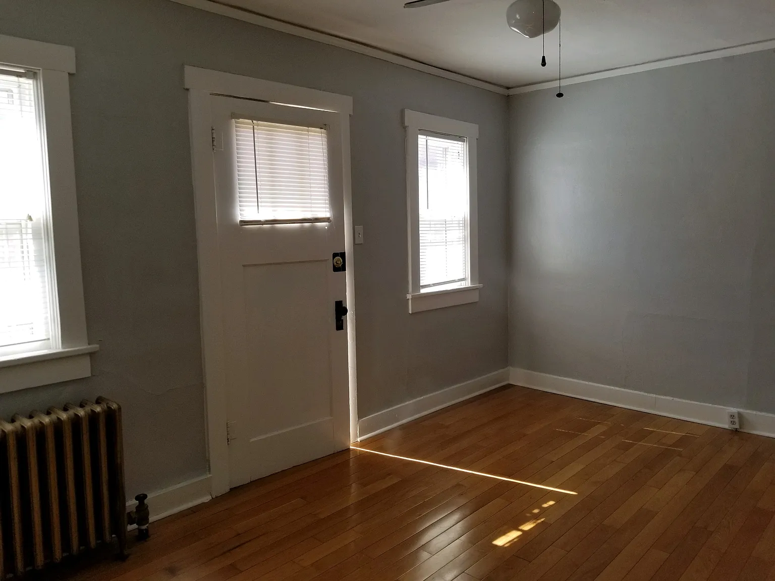 El Portal — Photo 2