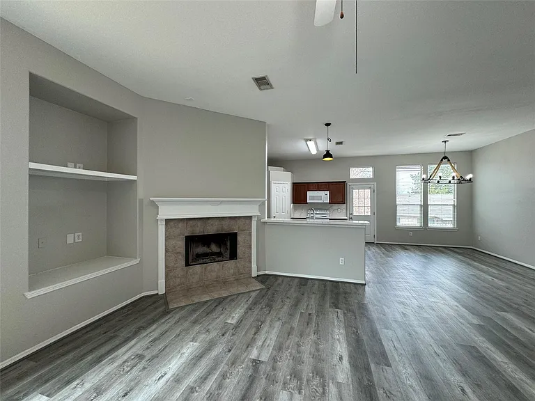 13196 Miller Ln — Photo 6