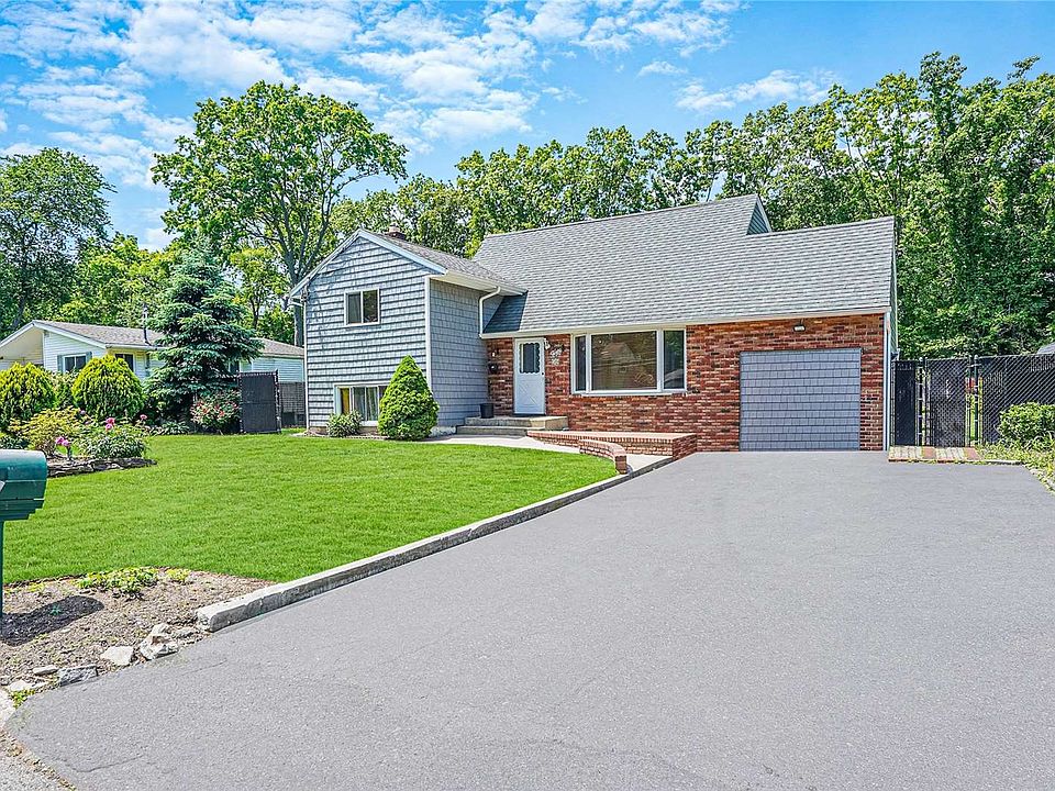 1st image of 50 Greenhaven Dr