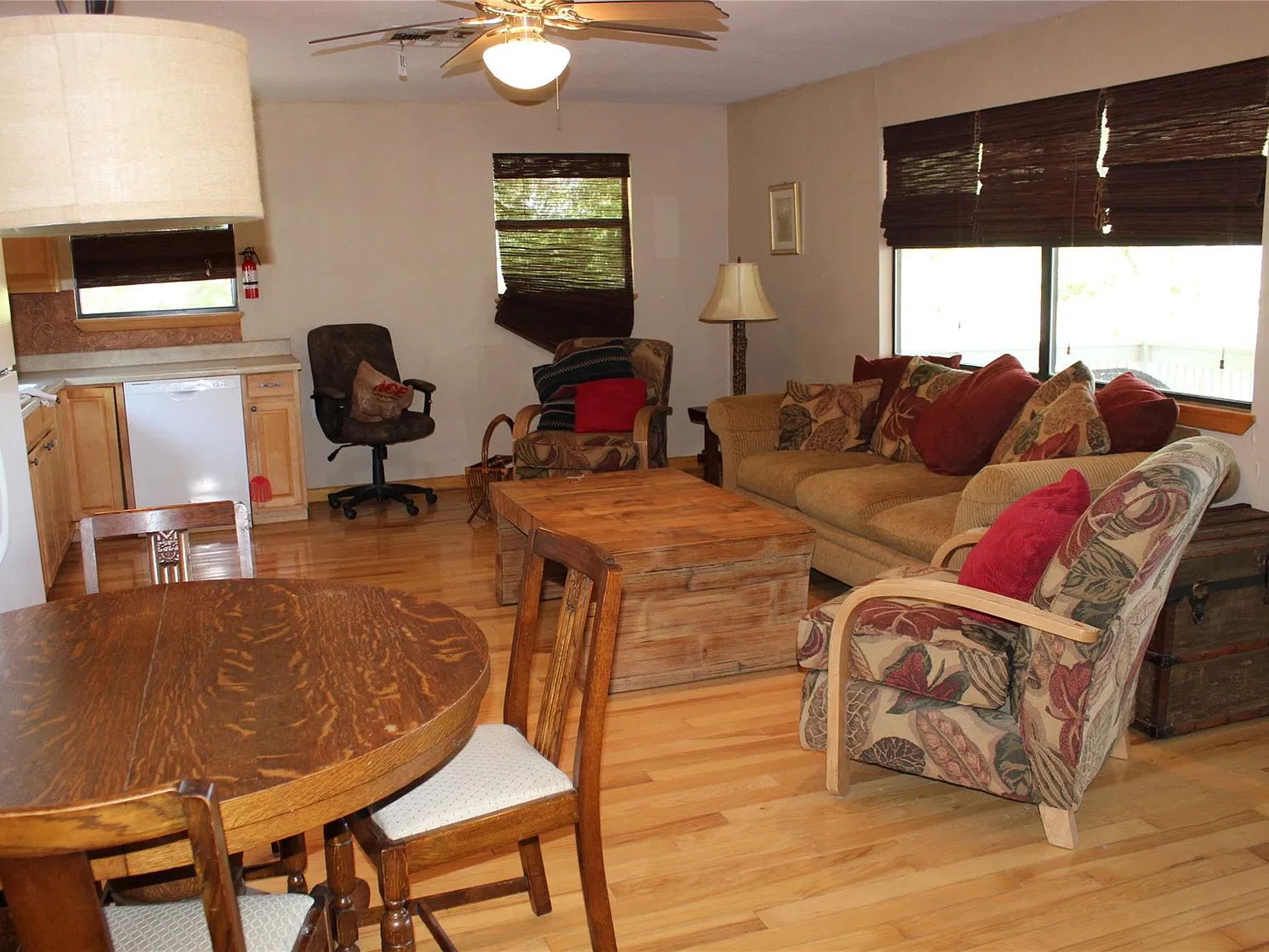 1 bed, 1.0 bath, 840 sqft, $1,500 — Photo 4