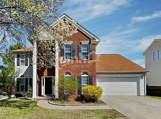 7346 Daerwood Pl, Charlotte, NC 28215