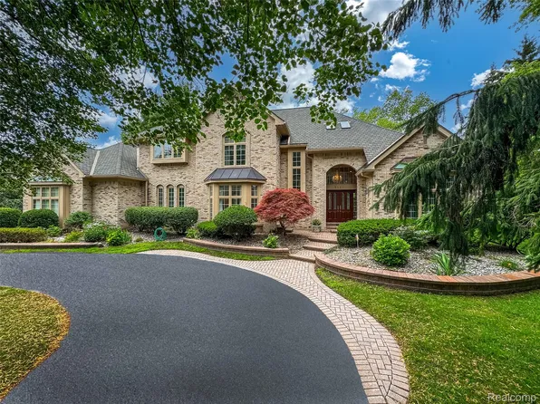 4532 Franklin Mill Rd, Bloomfield Hills, MI 48301