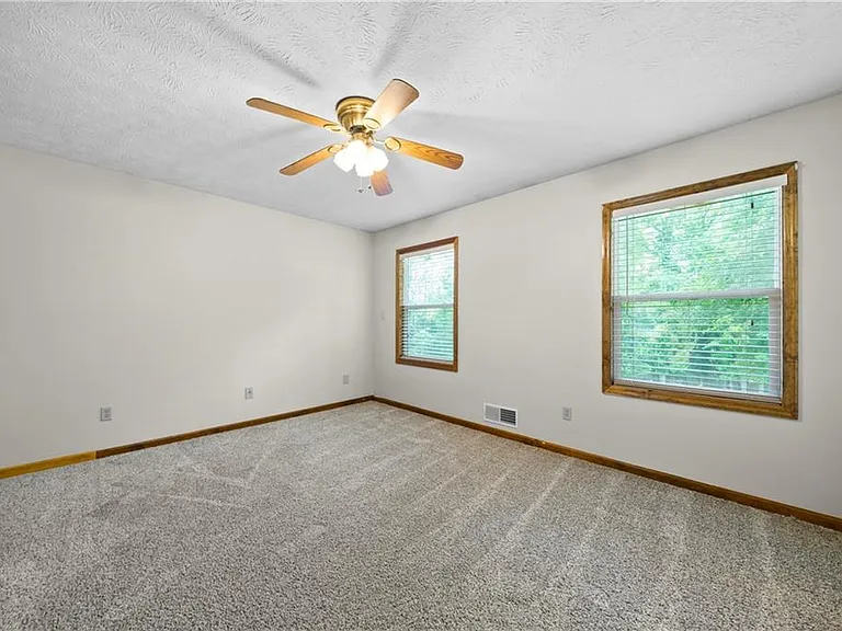 5405 Iris Dr SW — Photo 16