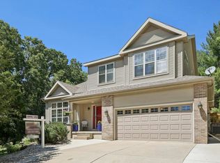 1129 Meadow Sweet Dr, Madison, WI 53719