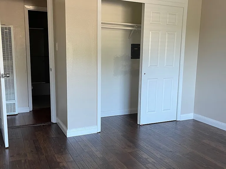 7 Garden Ct #5 — Photo 12