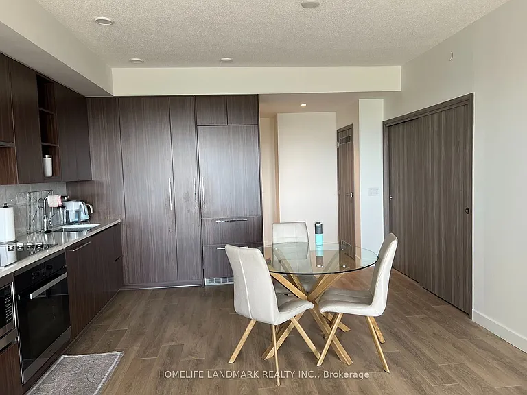 85 McMahon Dr #3307 — Photo 9