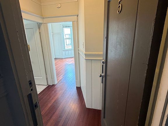 2nd image of 1515 Leavenworth St APT 5