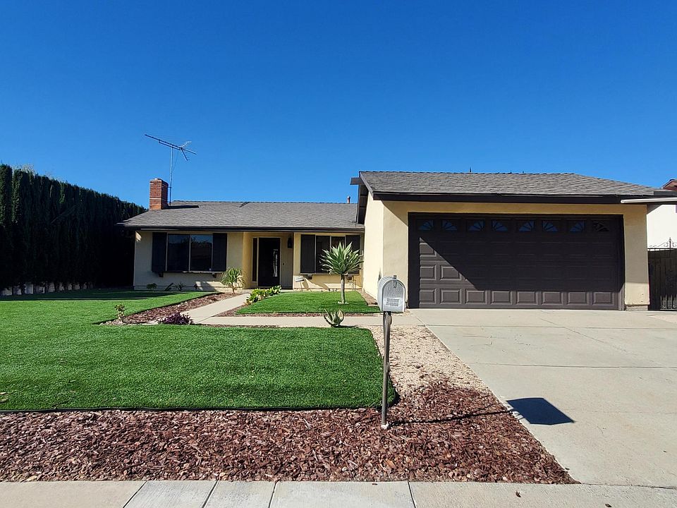 1st image of 209 Red Cloud Dr