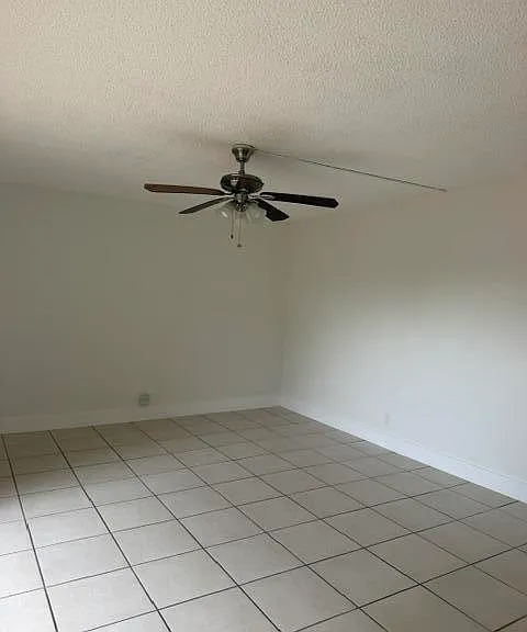 3001 San Clara Dr #4-A — Photo 4