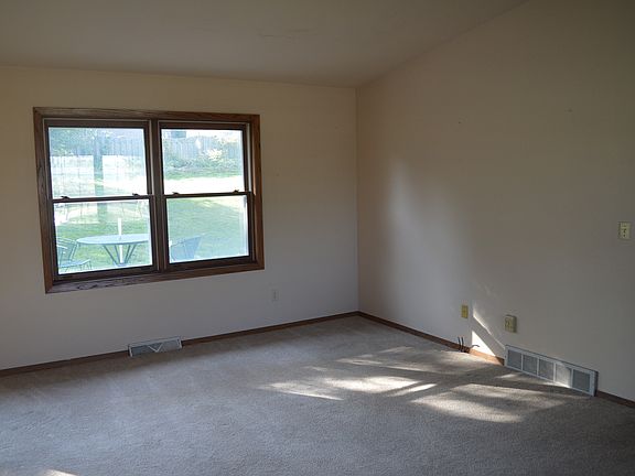 2nd image of 2772 Saint Anthony Dr
