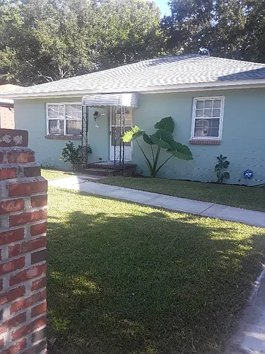 852 Tripe St Photo 1