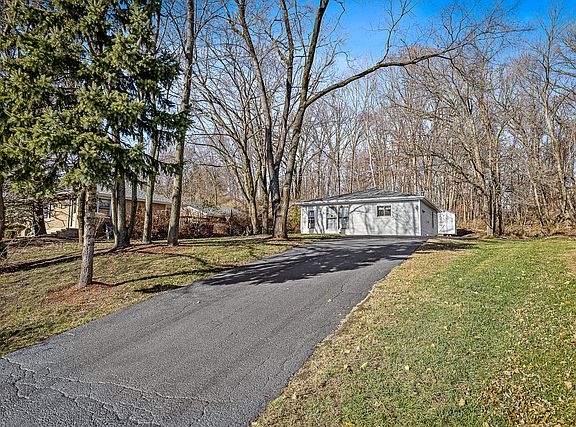 4th image of 1513 Belleview Ave