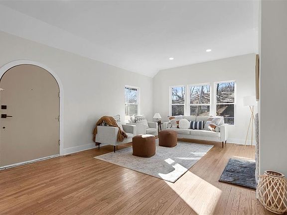 4th image of 5112 Highland Ave