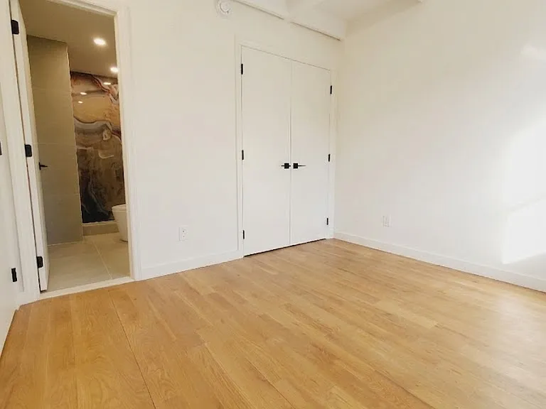 100 Chestnut St #3E — Photo 2