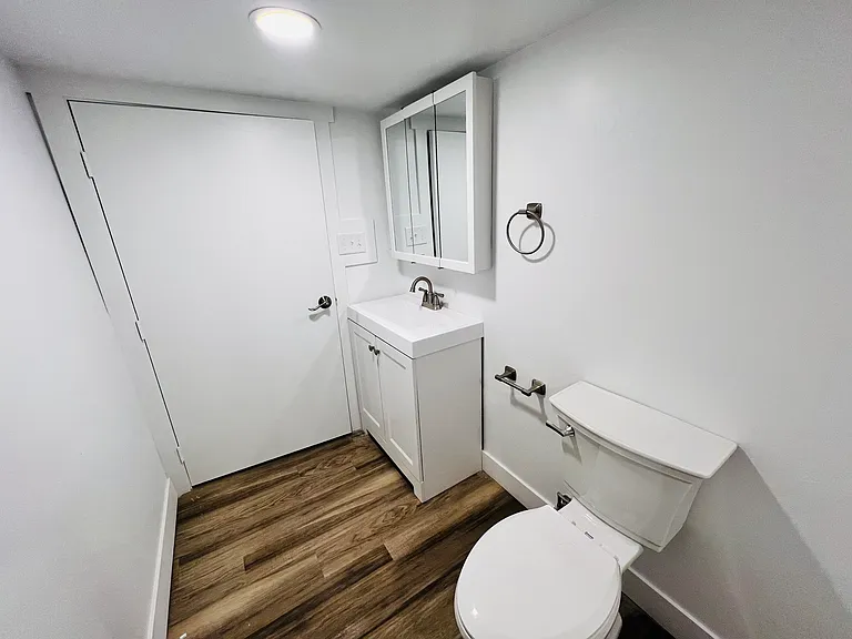 1031 Colorado Ave #B — Photo 12
